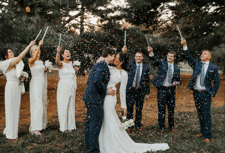 Related Wedding: 420X310