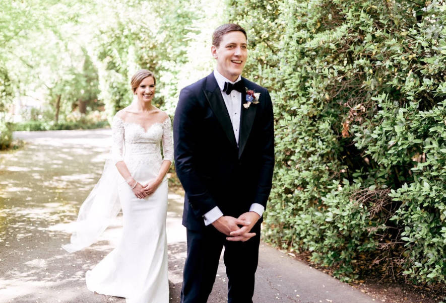 Related Wedding: 286X286-0